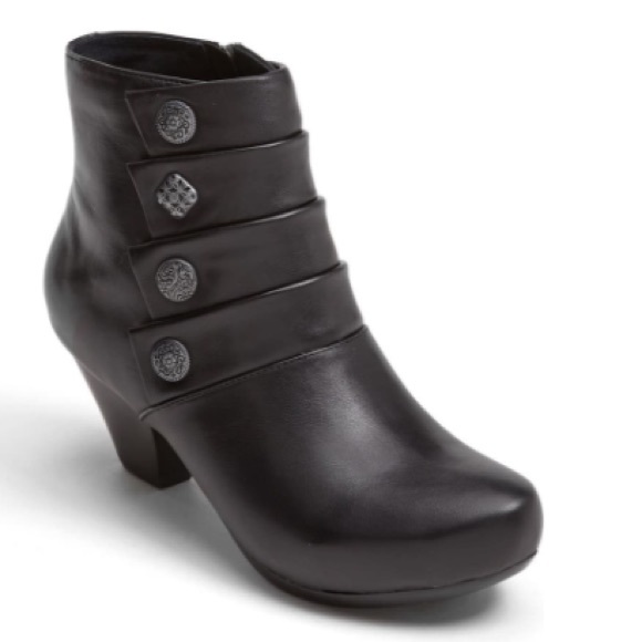 Dansko Shoes - Dansko Leather Baker Bootie